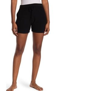 NWT Amicale New York Rib Easy Shorts in Black